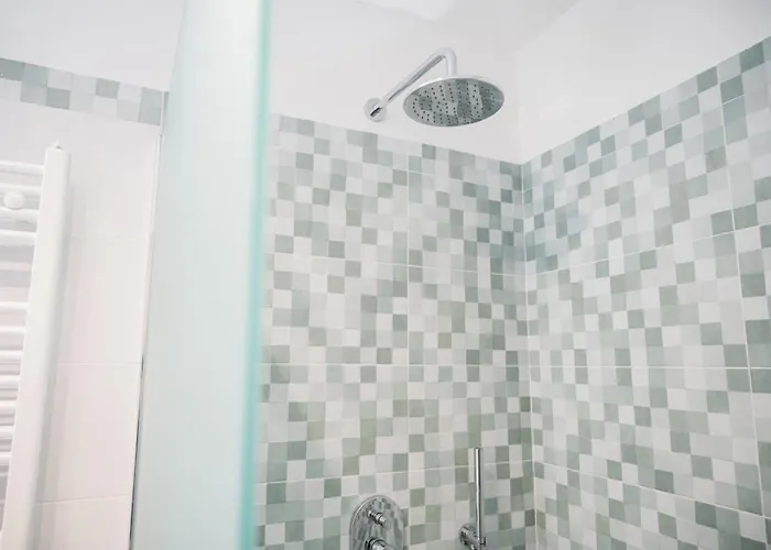 Alojamento de Acomodação e Pequeno-almoço Beb I Due Fratelli 5*